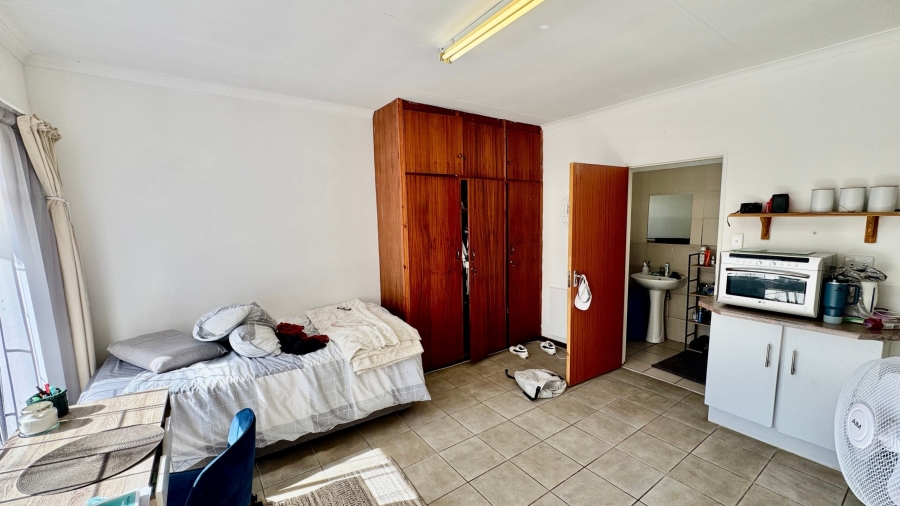 11 Bedroom Property for Sale in Die Bult North West